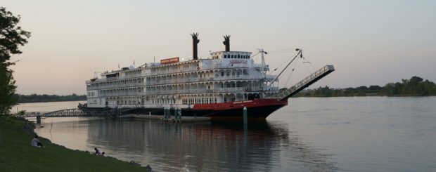 paddle-wheeler